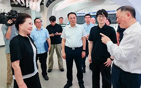 En juillet 2025, le président Chen de la CCPPC a visité Sujia Medical